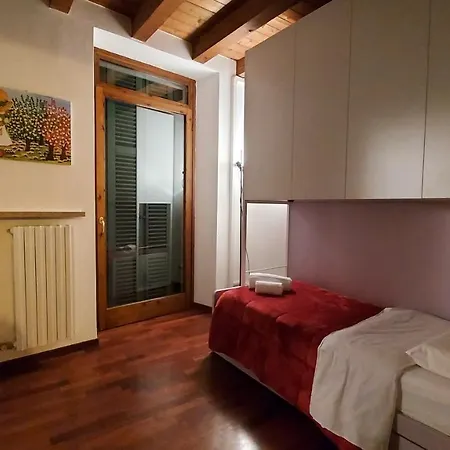 Marconi - Porta Leoni Verona